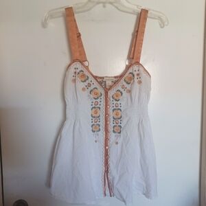 Forever 21 Embroidered sleeveless peasant style top size Large